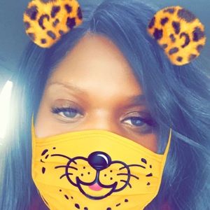 Meet your Posher, Christie